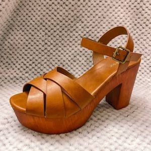 ROOLEE The Lain Platforms